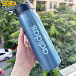Bình nước giữ nhiệt Adidas 600ml màu xanh – Năng động, giữ nhiệt tốt, tiện mang theo