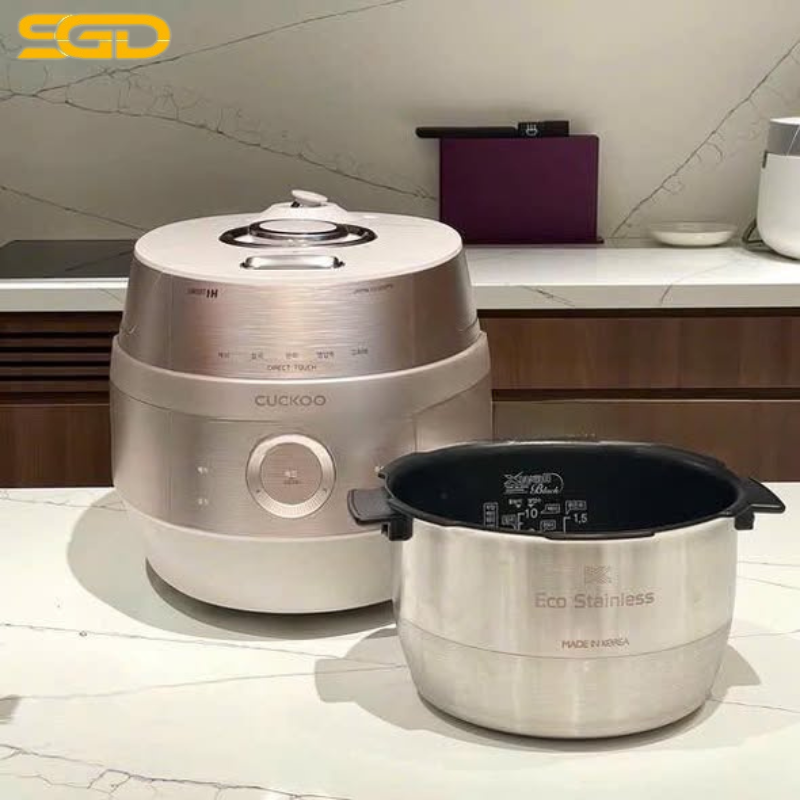 Máy nướng bánh mì Smeg TSF02