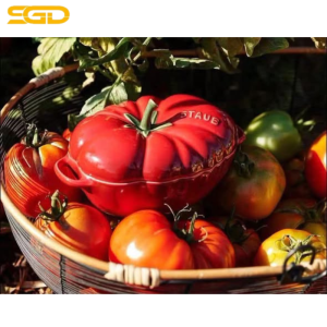Âu sứ Staub Tomato Cocotte 19cm hình quả cà chua gốm sứ cao cấp chịu nhiệt