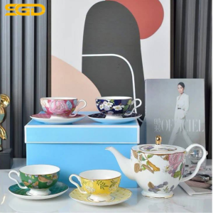 Bộ ấm + 4 tách ly trà gốm sứ Wedgwood cao cấp phong cách Châu Âu