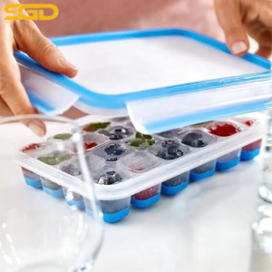 Khay Làm Đá Có Nắp Đậy Clip & Close EMSA – 24 Viên, Dễ Lấy Đá, Chống Tràn